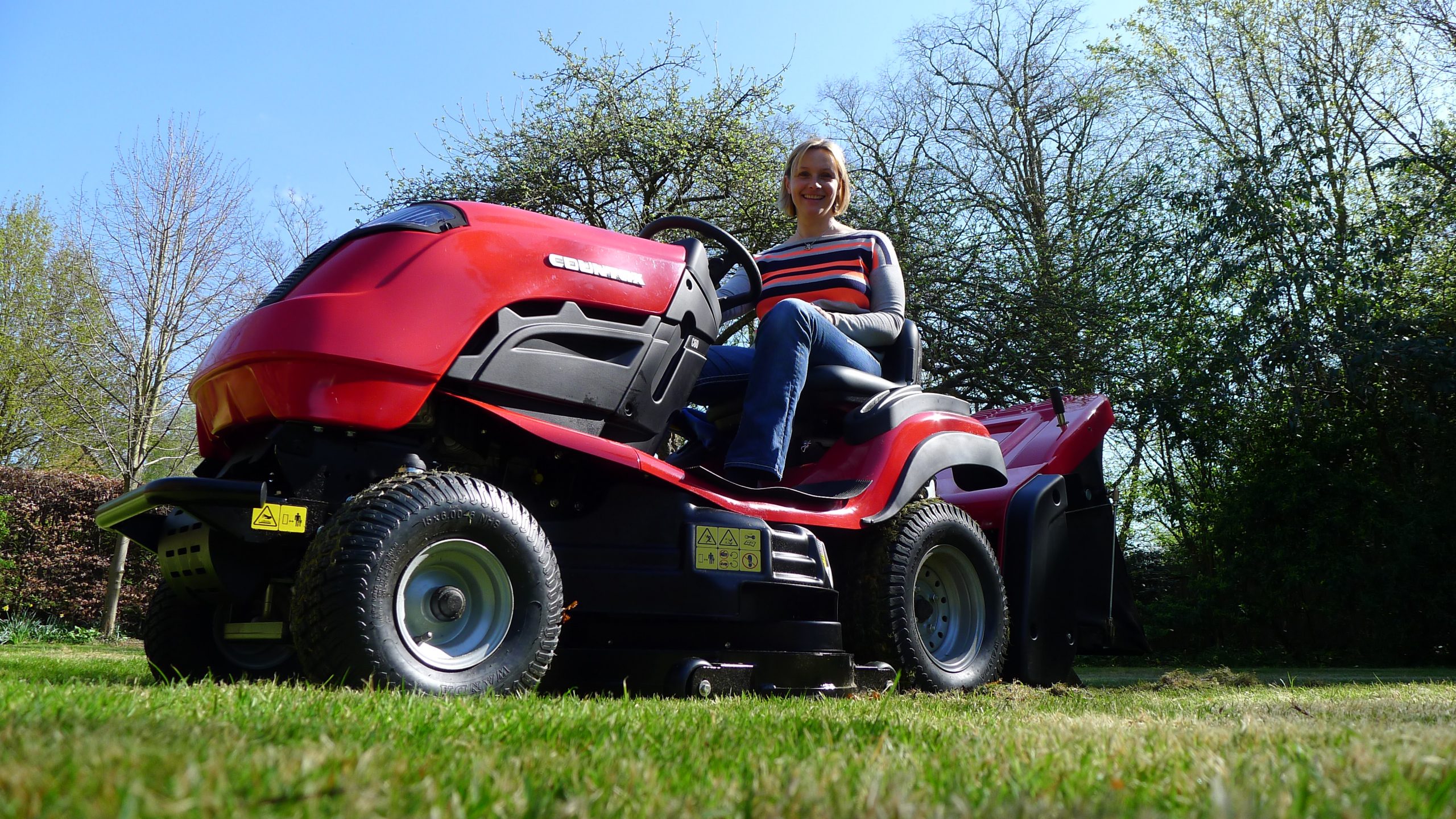 Countax lawn garden tractor riding mower